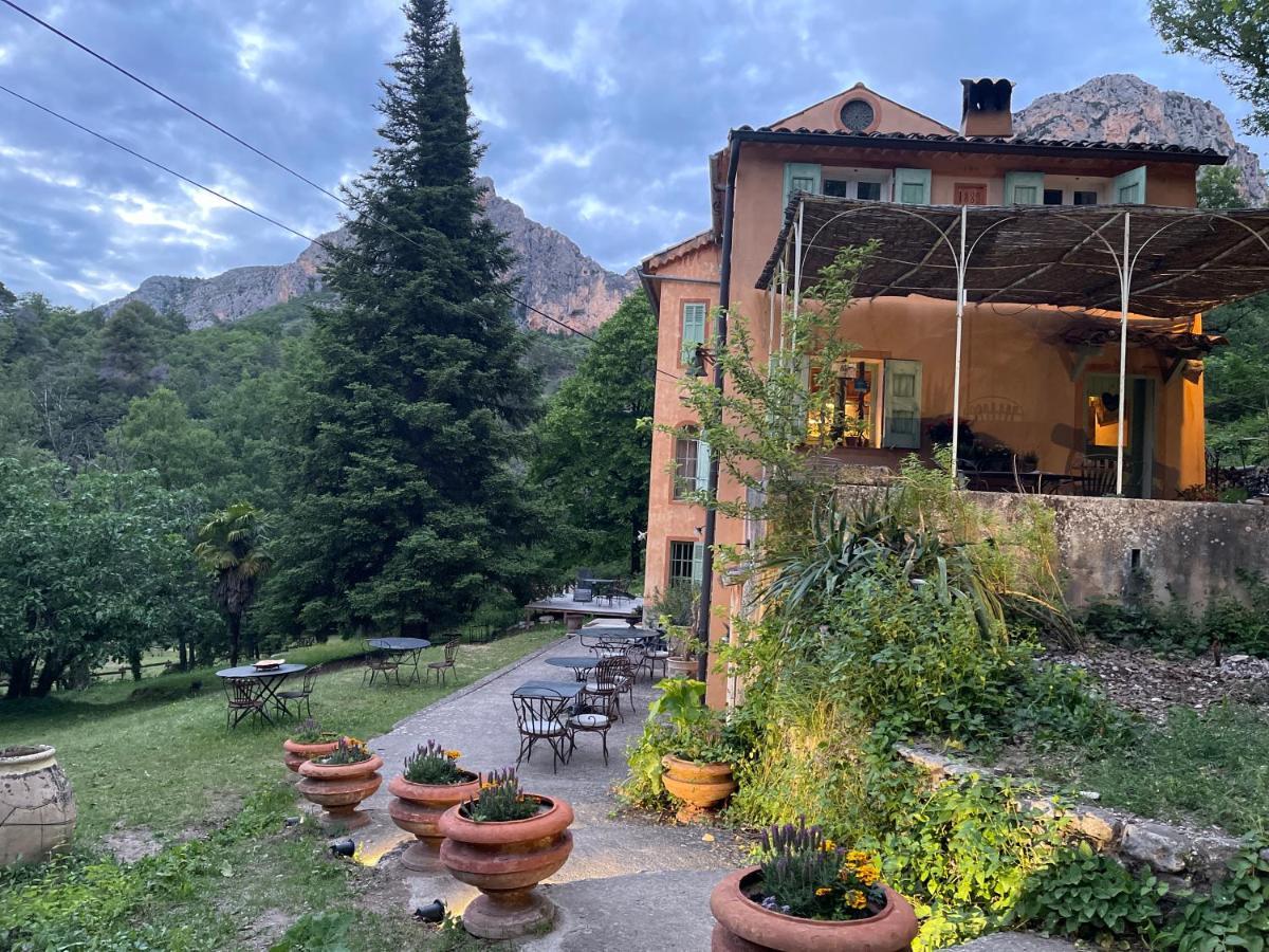 Hotel Domaine D'Angouire Moustiers-Sainte-Marie Exteriér fotografie